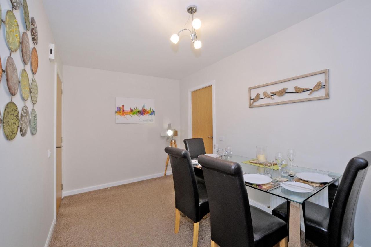 Caledonia Netherhills Apartment แอเบอร์ดีน ภายนอก รูปภาพ