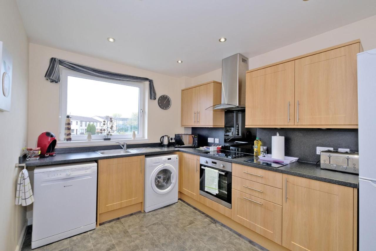 Caledonia Netherhills Apartment แอเบอร์ดีน ภายนอก รูปภาพ